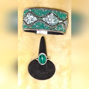 Elegant Green and Silver Jewelry Set